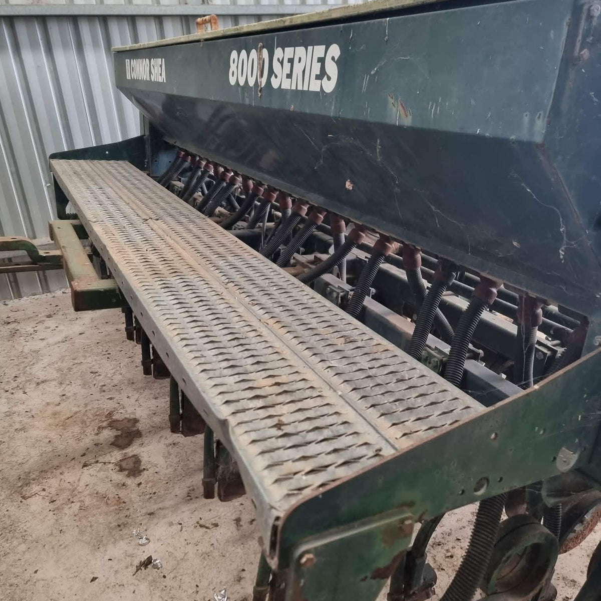 Connor Shae 8000 Series - 22 Run Seeder